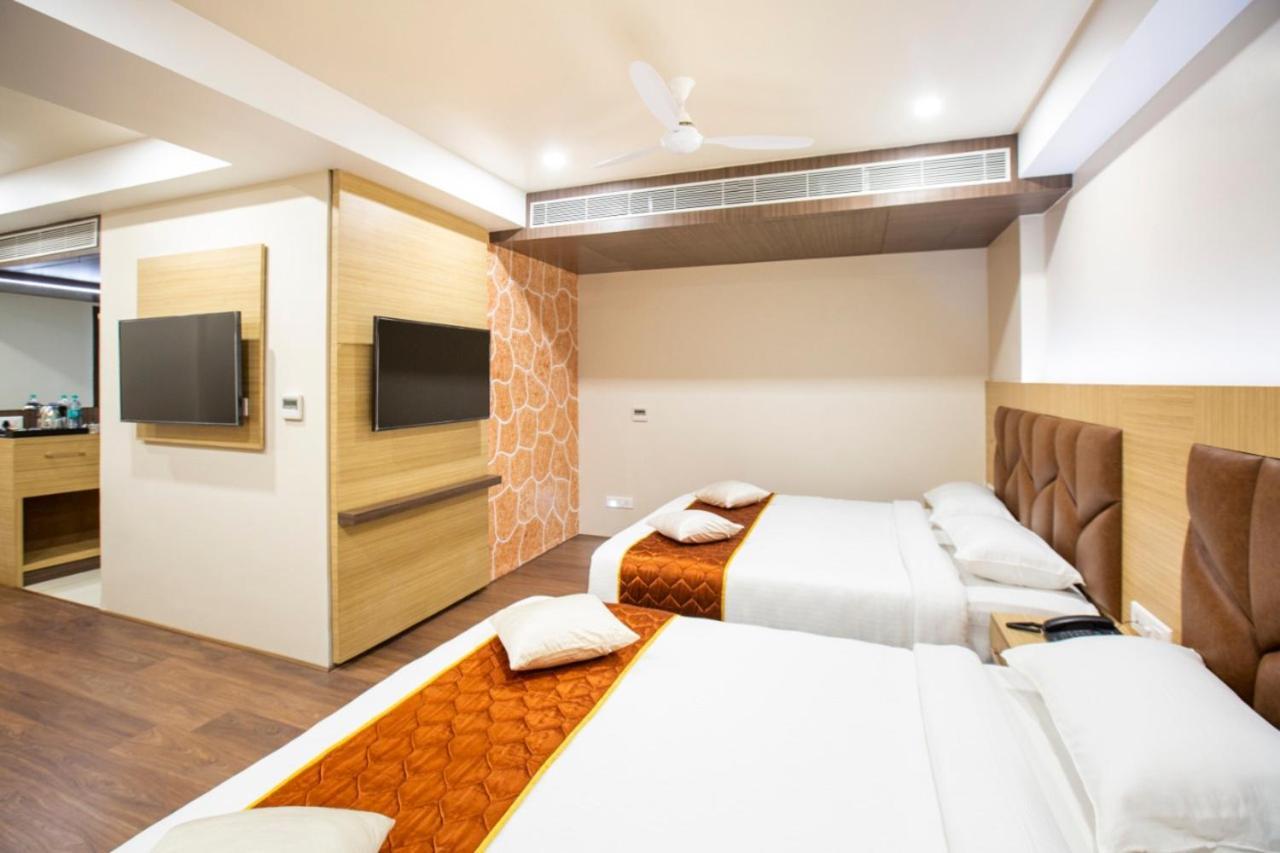 Lee-Benz Ark Hotel كومباكونام المظهر الخارجي الصورة