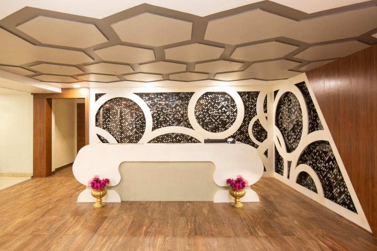 Lee-Benz Ark Hotel كومباكونام المظهر الخارجي الصورة