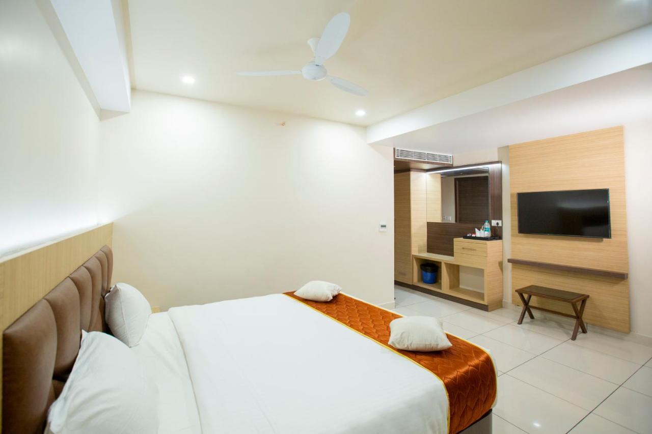 Lee-Benz Ark Hotel كومباكونام المظهر الخارجي الصورة