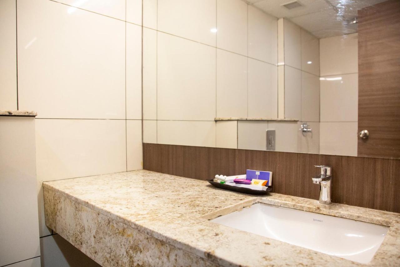 Lee-Benz Ark Hotel كومباكونام المظهر الخارجي الصورة